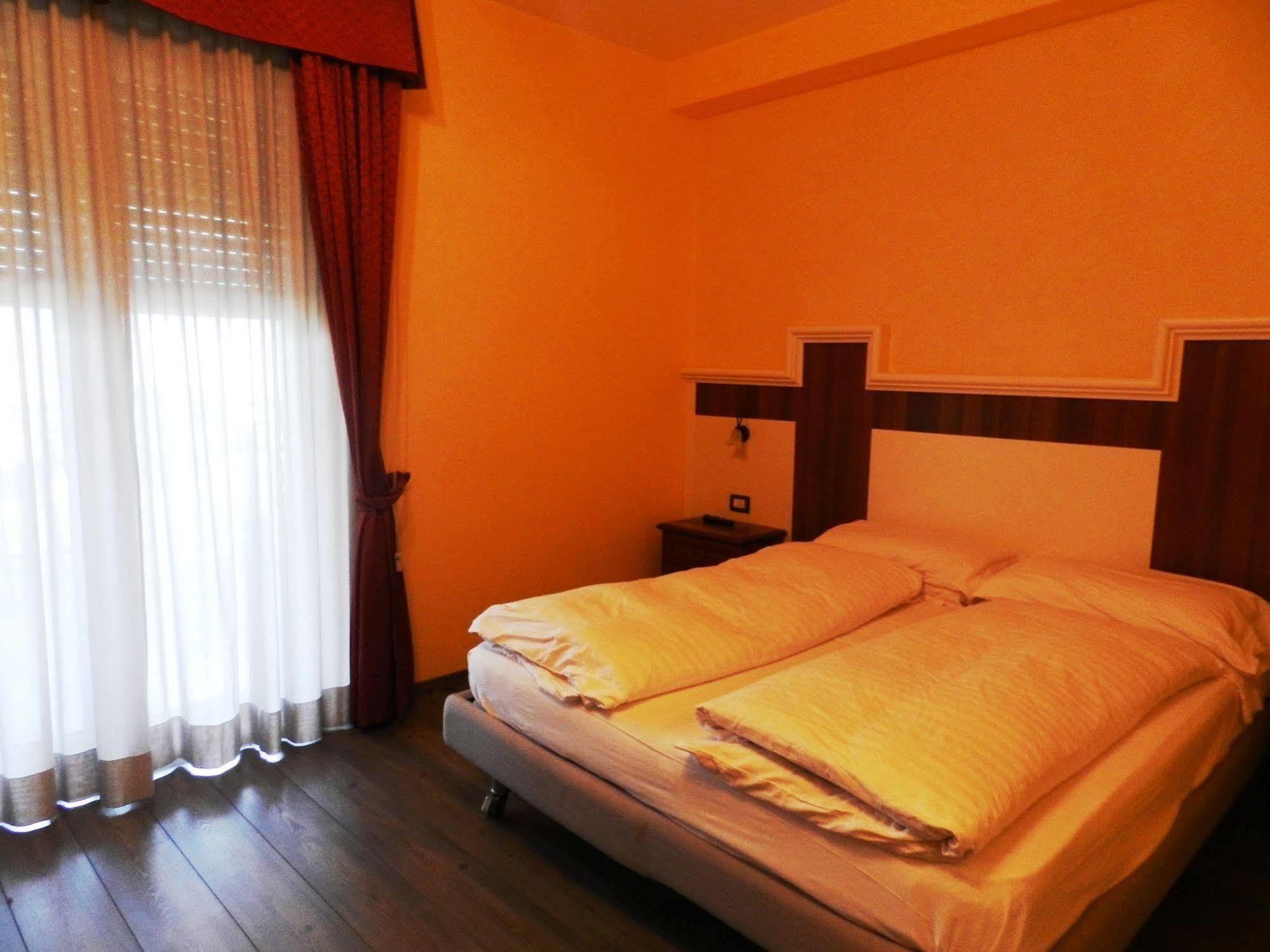 Hotel Saligari Verceia Extérieur photo