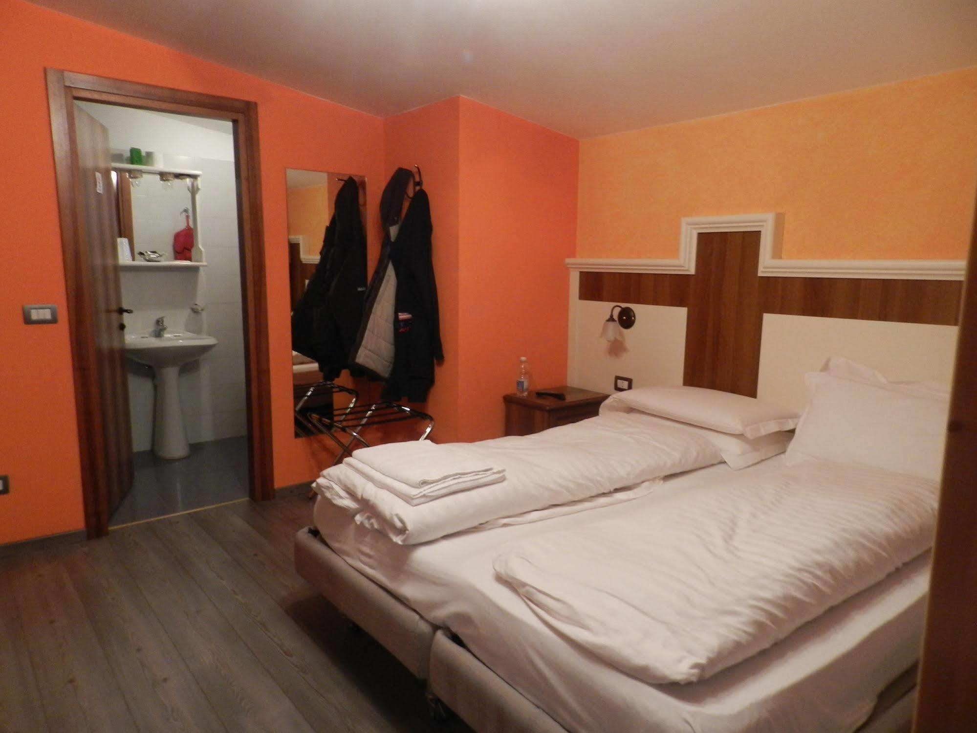 Hotel Saligari Verceia Extérieur photo